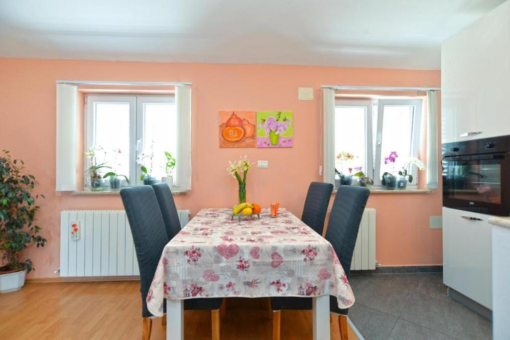 Apartman Eda Pula Eksteriør billede